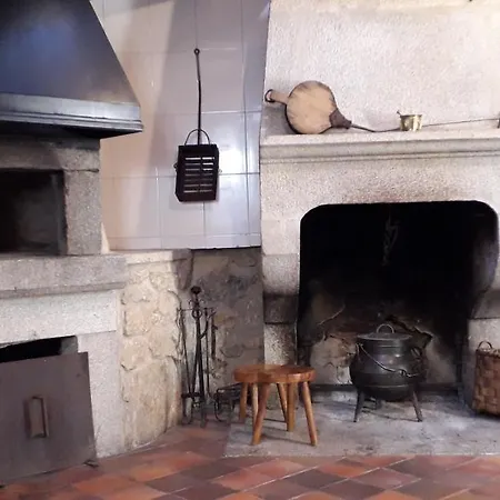 Casa Dos Pombais De Caçarelhos Rural