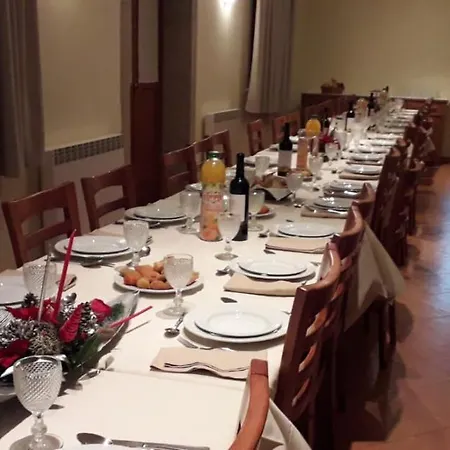 Casa Dos Pombais De Rural * Cacarelhos
